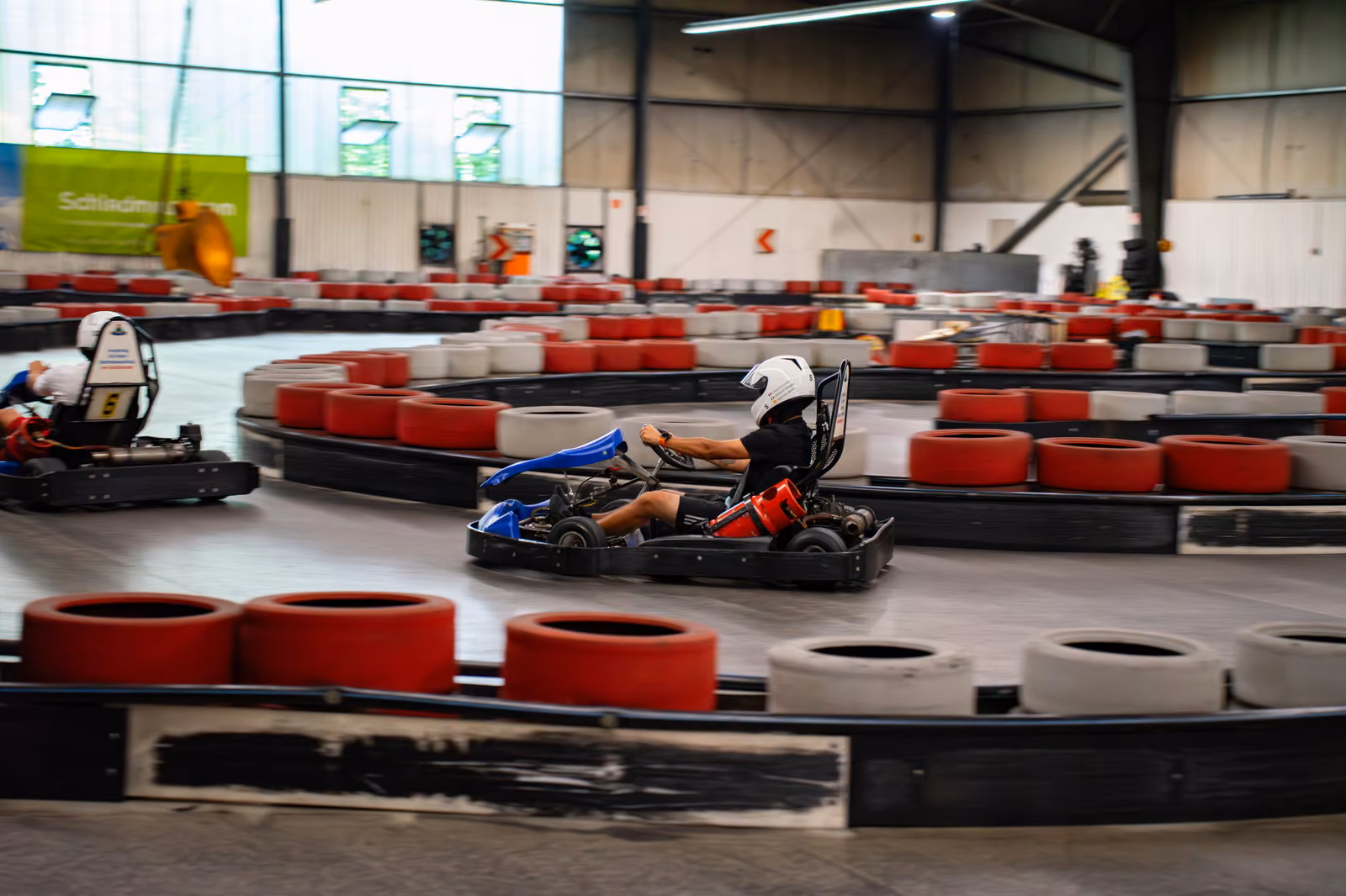 Indoor Superkart Rennstrecke